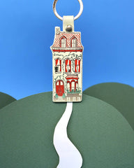Dolls House Keyring: Cream