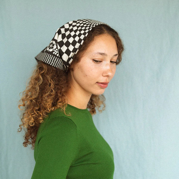 LCT: Cotton Sundial Bandana | Faded Black