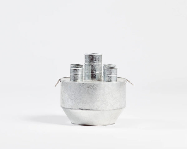 Tin Vase Narciso