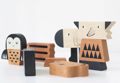 Wee Gallery: Animal Tower